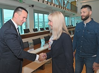sveuciliste-ugovori04 .JPG